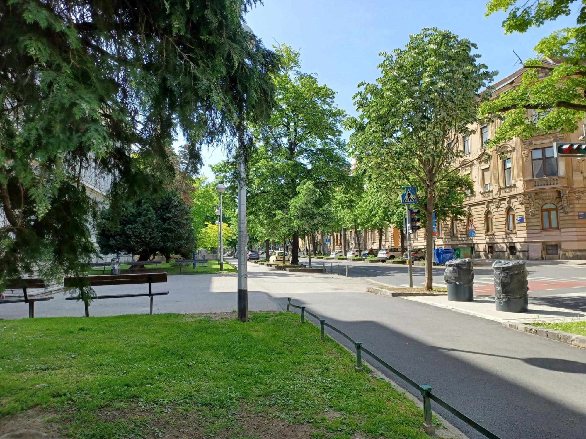 Apartment Theatrum Загреб Экстерьер фото